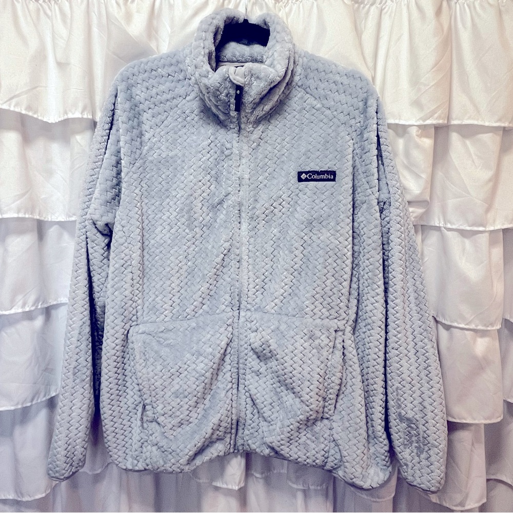 Baby blue Columbia sweatshirt, XXL